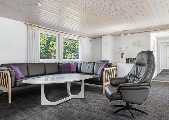 Ferienhaus Maija - 1-4km From The Sea By Interhome