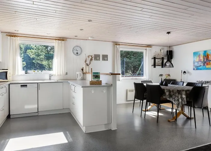 Maija - 1-4km From The Sea By Interhome