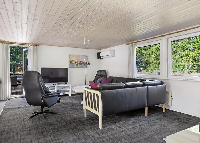 Ferienhaus Maija - 1-4km From The Sea By Interhome